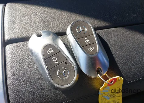 2024 Mercedes-Benz C 300 from USA, damaged, VIN W1KAF4GB8RR224746